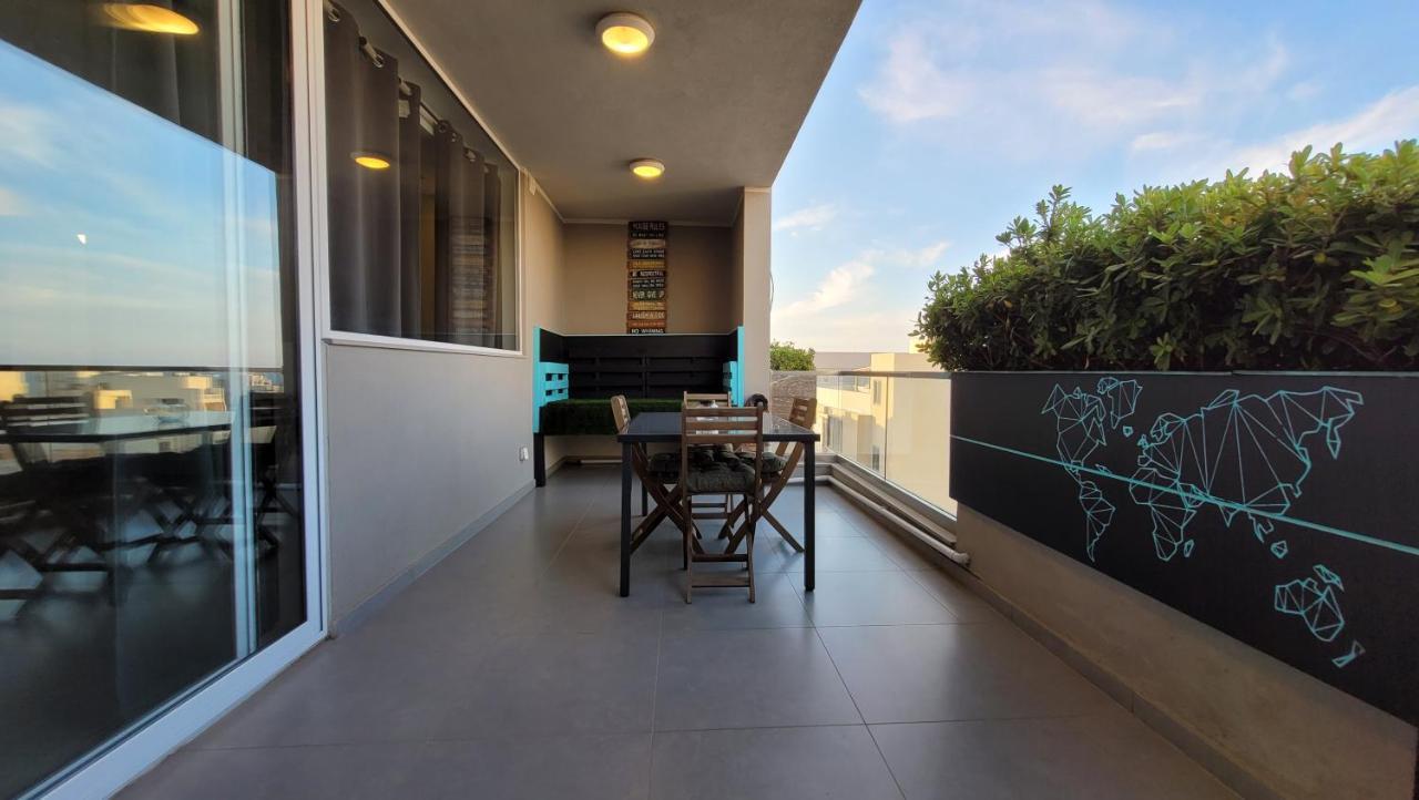 דירות סיינט פול ביי Stylish - Modern - Large Terrace - 2 Bed - 200 M From Sea - Fully Air Con מראה חיצוני תמונה